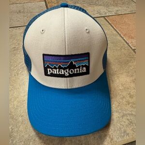 Patagonia Trucker Hat Cap Snap Back Turquoise Aqua Blue Adjustable One Size